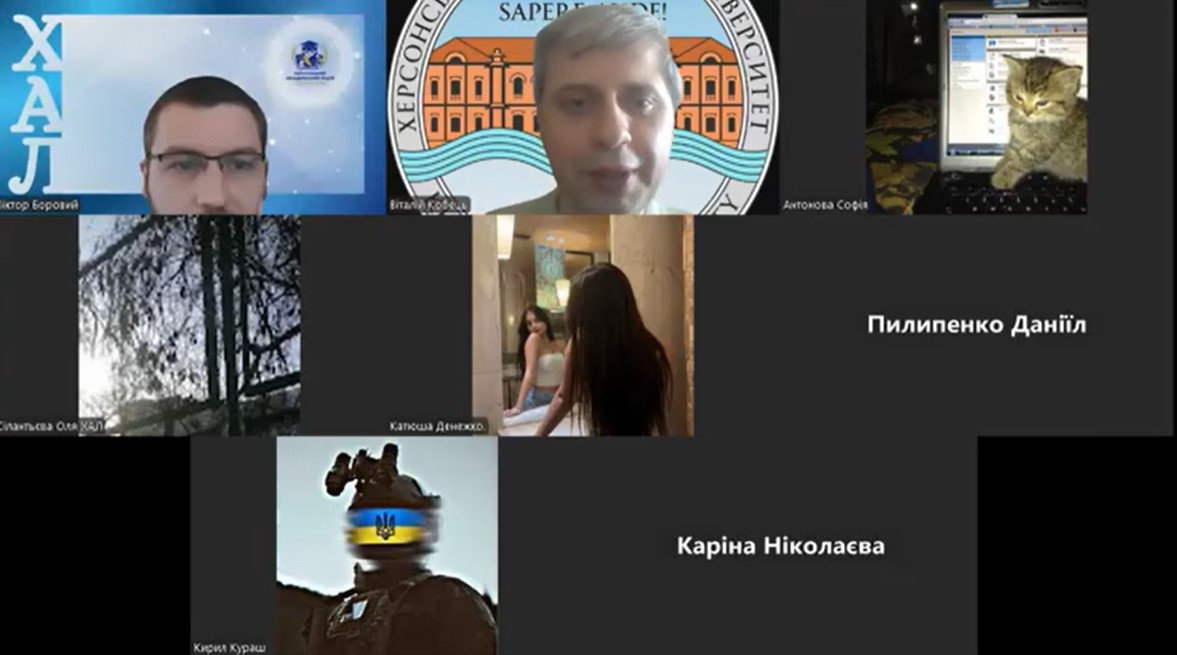 Як підсилити власний інтелект за допомогою ШІ на ІТ-спеціальностях ХДУ
