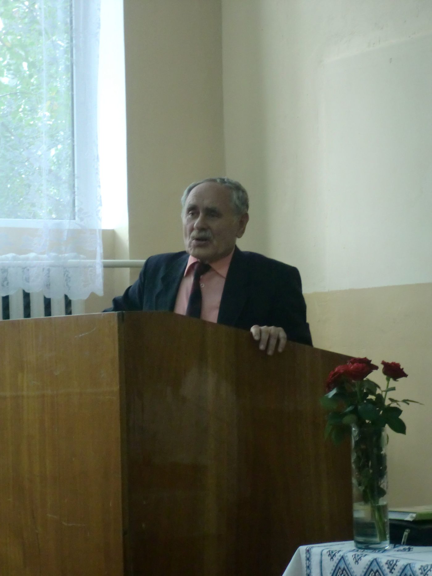 «Я зачарований сонетом»