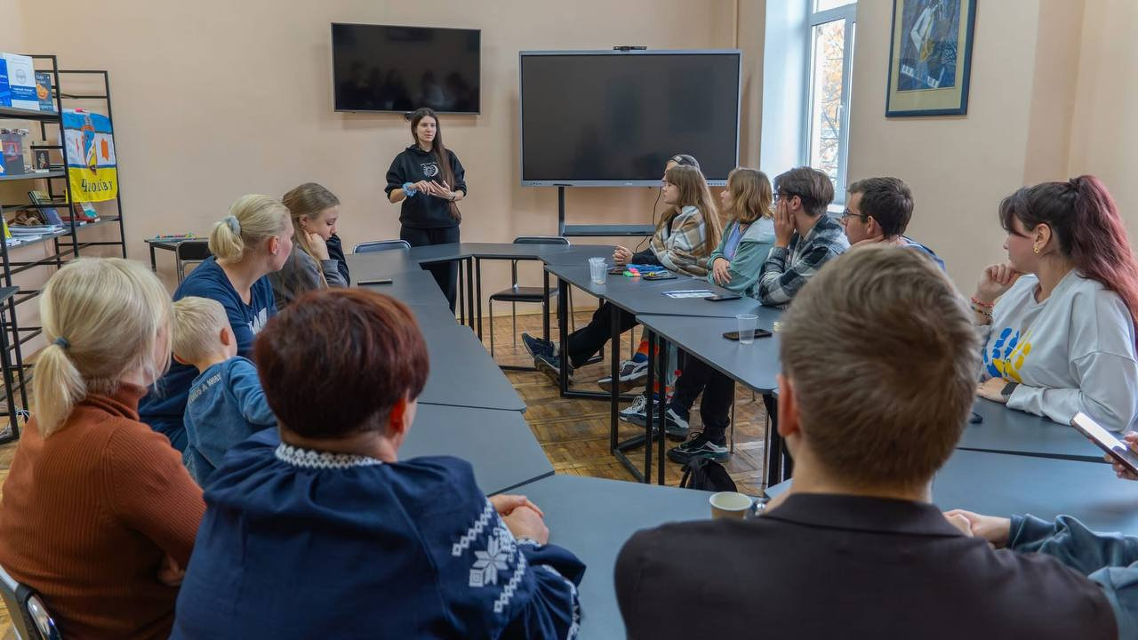 У ХДУ відбувся тренінг «Емоційний інтелект: як розуміти себе та інших»