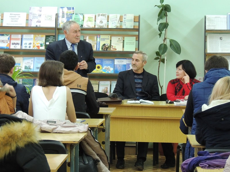 До святкувань Дня української писемності та мови, які протягом тижня тривають у Херсонсько…