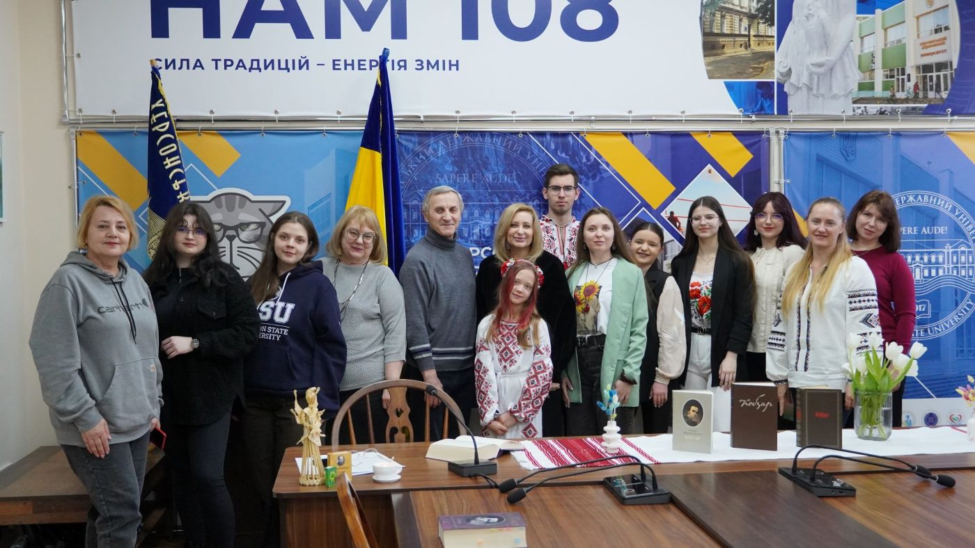 У ХДУ відбулася поетична кав’ярня «Ну що б, здавалося, слова…»