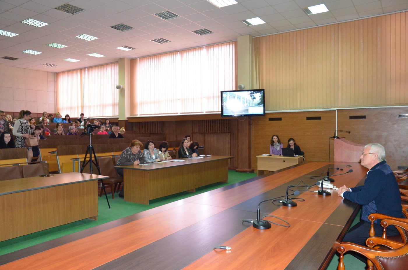 За крок до подвійних дипломів
