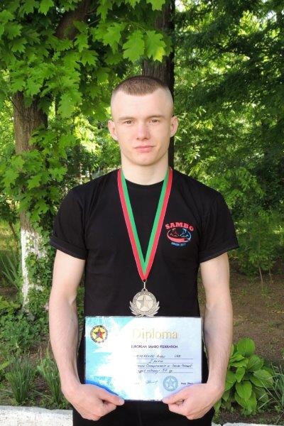 19-21 травня у Мінську (Білорусія) відбувся Чемпіонат Європи з самбо, на якому Україну пре…