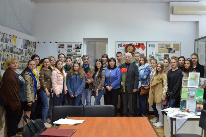26 квітня у народному зразковому музеї Херсонського державного університету відбувся вихов…
