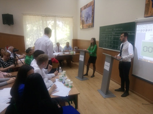 Правовий турнір-дебати «Турнір юних правознавців»