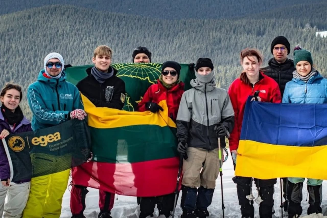 Здобувач ХДУ взяв участь у заході для студентів-географів «Зимові Карпати 2026»