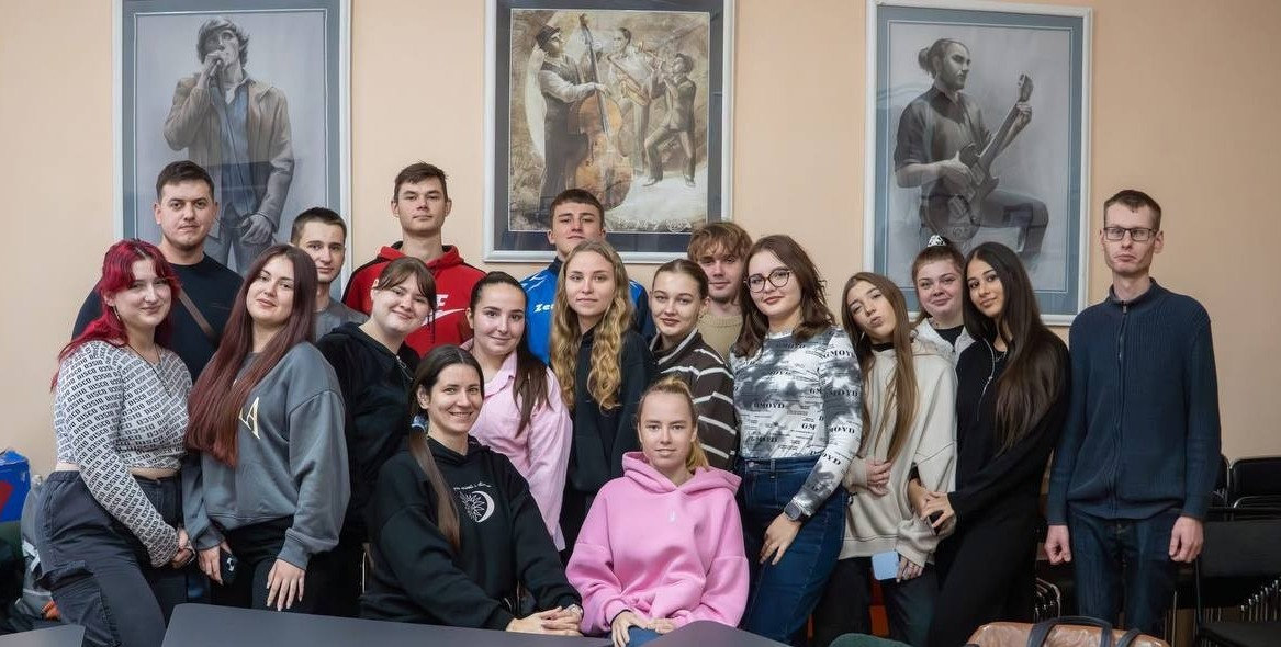 У ХДУ відбувся тренінг «Мости, а не стіни: як створювати довіру у взаємодії з іншими»