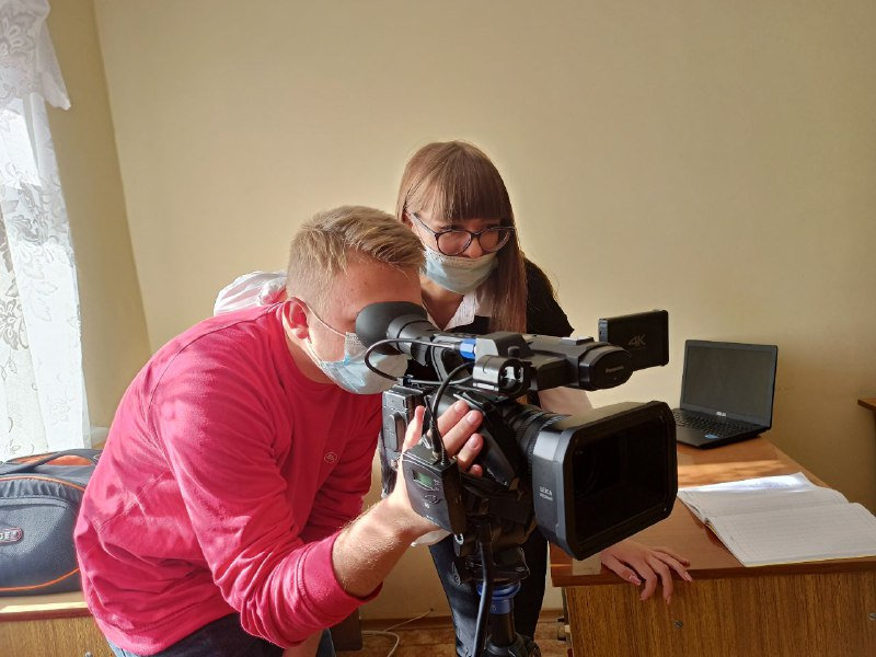 Студенти-журналісти ХДУ відвідали майстер-клас з відеозйомки