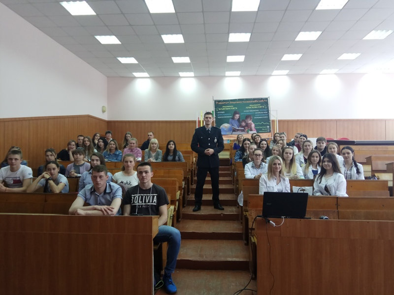 Студентів ХДУ запрошують на роботу до поліції