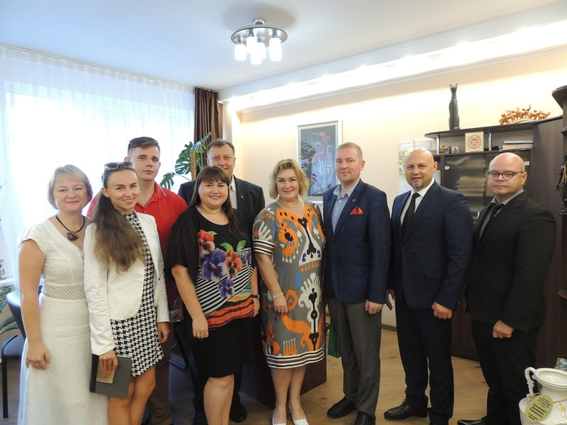 13 вересня до Херсонського державного університету з робочим візитом прибула делегація з Л…