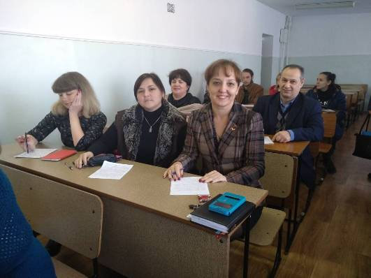09.11.18 в ХДУ проводилась Всеукраїнська акція "Диктант національної єдності". Викладачі та студенти ХДУ, в т.ч. Історико-юридичного факультету, разом із усіма учасниками радіодиктанту в Україні писали про "Крила України". І окрім перевірки на грамотність, учасники акції отримали дещо більше - відчуття гордості за досягнення Української держави, її творчих, обдарованих людей, які надають всім нам крила!