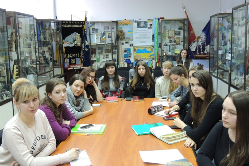 16 лютого у зразковому народному музеї історії Херсонського державного університету зібрал…