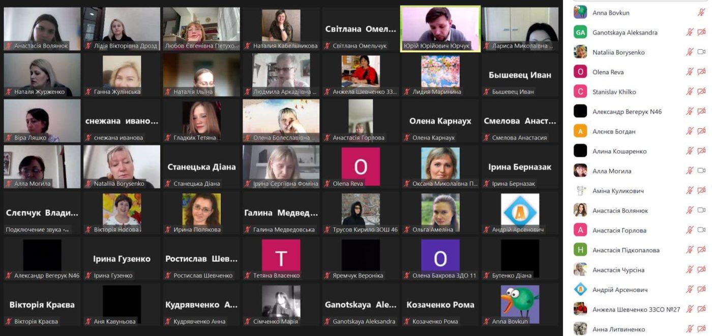 ХДУ проводить зустрічі зі вступниками по всій країні