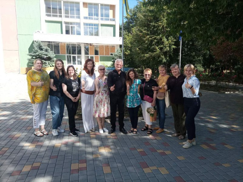 «Мужні колеги продовжують працювати під щоденними обстрілами і тримають бренд університету», — ректор ХДУ про візит до Херсона
