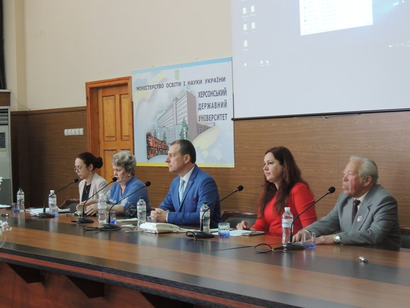 26 квітня на факультеті фізики, математики та інформатики Херсонського державного універси…