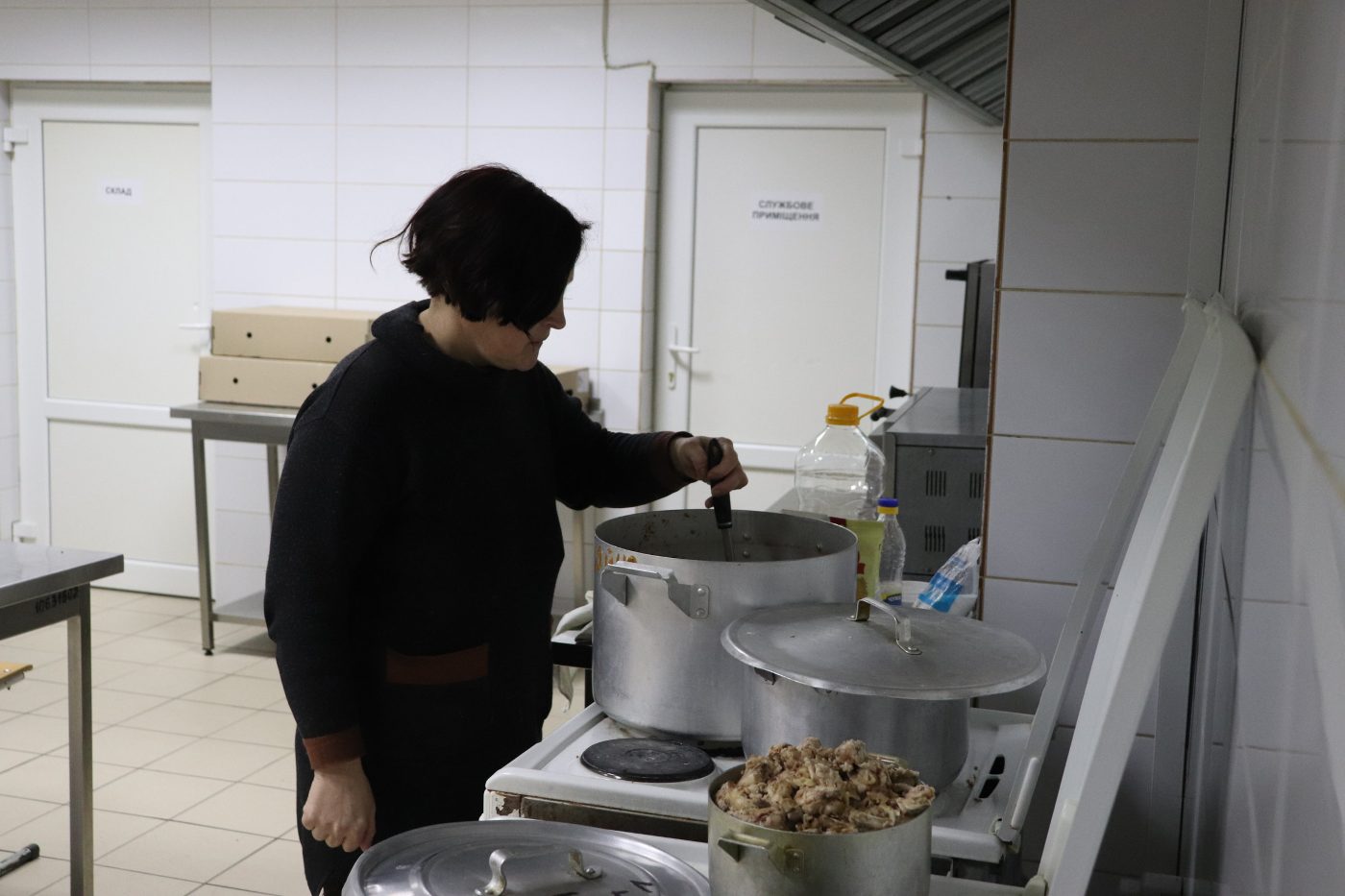 У ХДУ забезпечили харчування людей, які перебувають в укриттях на території ЗВО