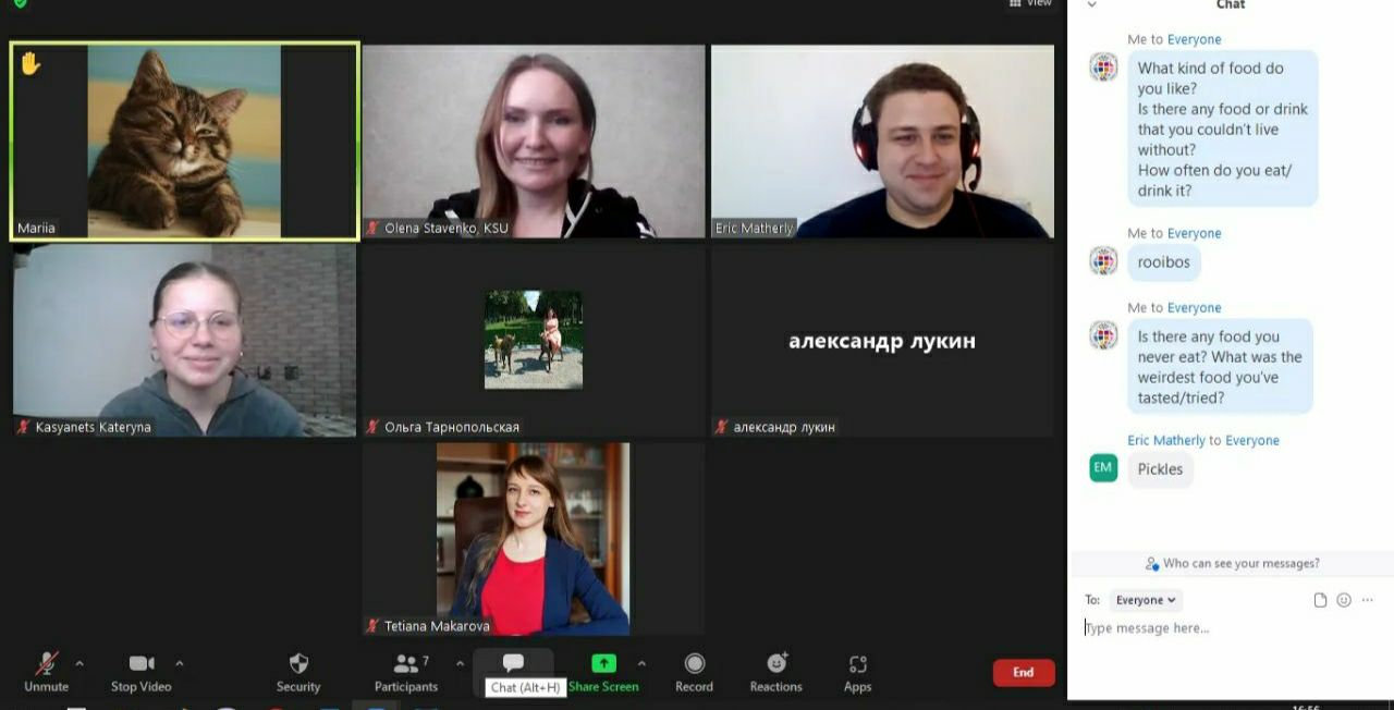 Учасники English Speaking Club обговорили традиції святкування Великодня