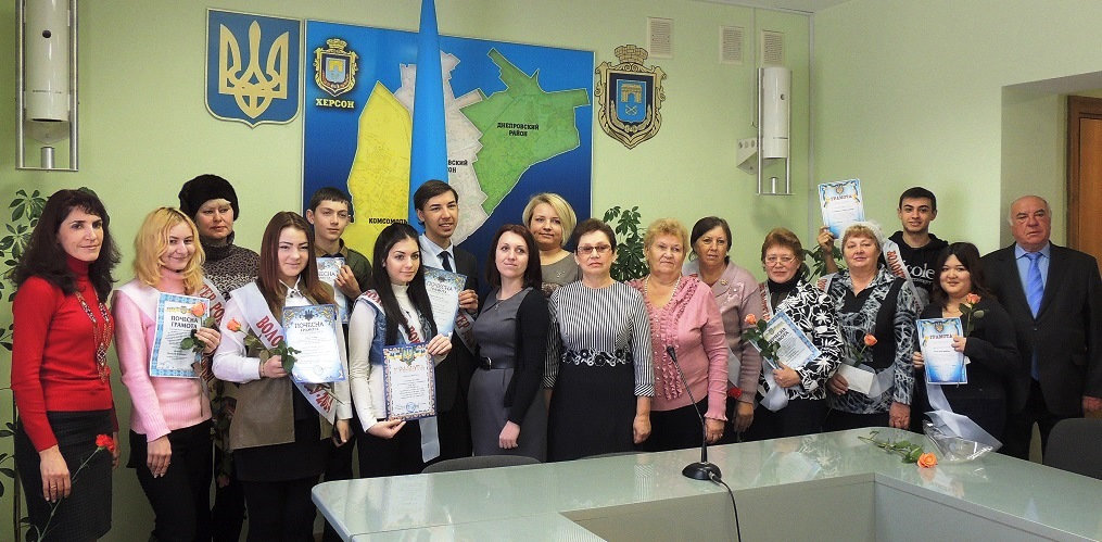 З нагоди Міжнародного дня волонтера, який 5 грудня відзначають у всьому світі, у Херсонськ…
