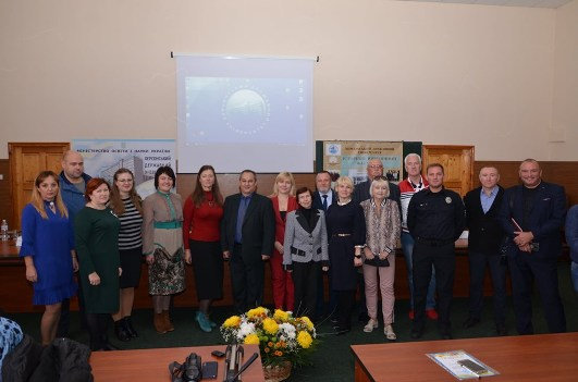 8 жовтня у Херсонському державному університеті відбулися урочистості, присвячені Дню юриста. У святковій залі з нагоди свята зібралися керівництво вишу, професорсько-викладацький склад, студенти історико-юридичного факультету ХДУ та запрошені гості — керівники і провідні фахівці юридичних установ, закладів Херсонщини