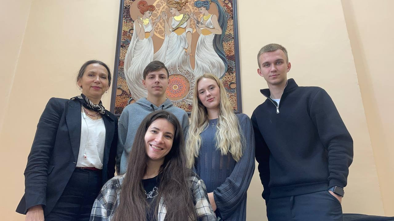 Керівниця Центру психологічної стійкості та благополуччя провела зустріч зі студентами ХДУ
