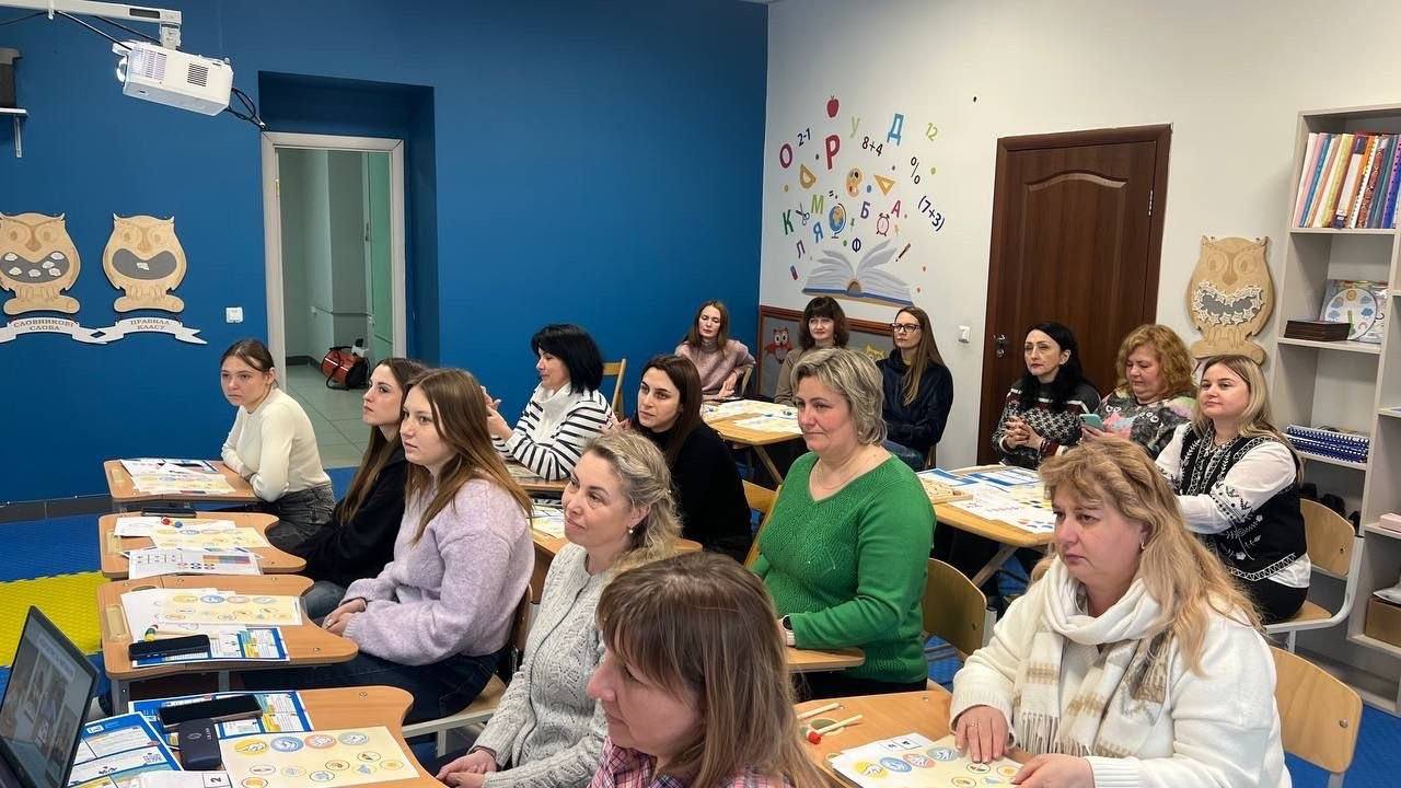 Здобувачі педагогічного факультету відвідали школу «КІДС ЮНІ» у Івано-Франківську
