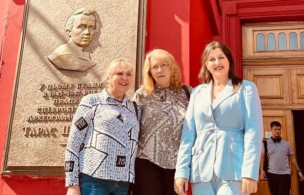 Викладачка ХДУ представила ХДУ на з’їзді юридичних закладів освіти
