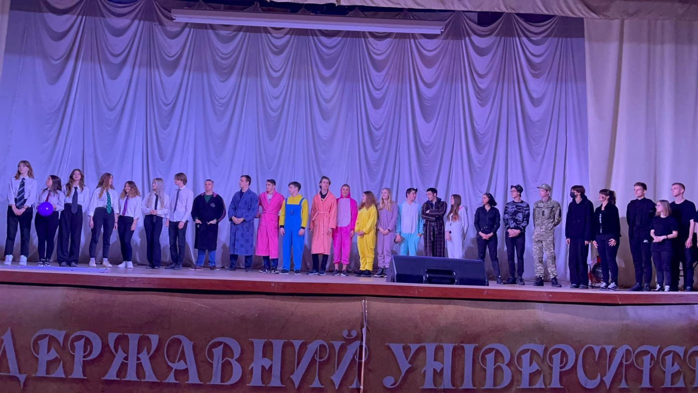 Дебют першокурсників факультету комп‘ютерних наук, фізики та математики вже відгримів свої…
