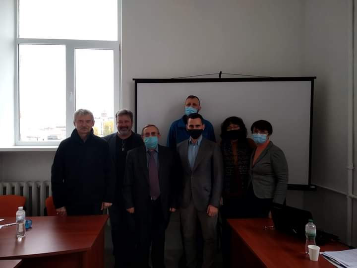 Не пересічна подія трапилась цього тижня на кафедрі. На рік раніше терміну, успішно захист…