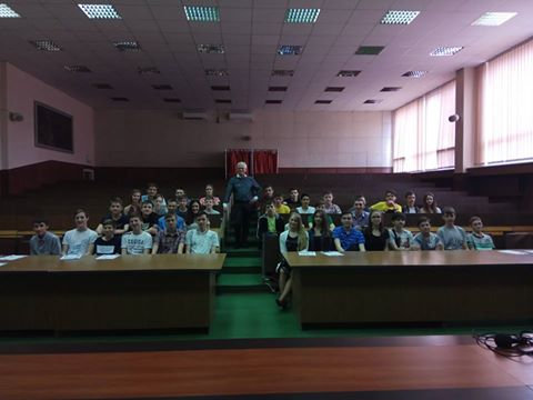 Про вибір і перспективи навчання у ХДУ на спеціальностях кафедри інформатики, програмної інженерії та економічної кібернетики