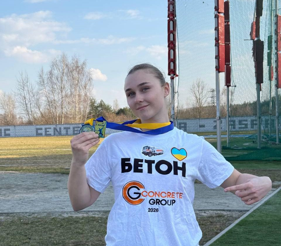 Здобувачка ХДУ здобула золото на змаганнях із легкоатлетичних метань