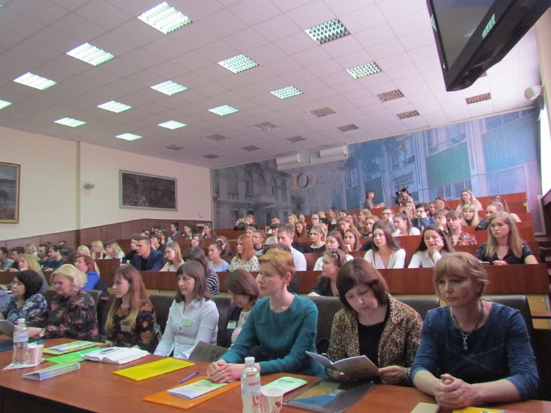 На наукову конференцію до ХДУ завітали іноземні гості з Великобританії та Польщі