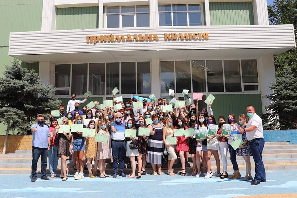 ХДУ замовив друк більше 900 дипломів про здобуття ступеня бакалавра