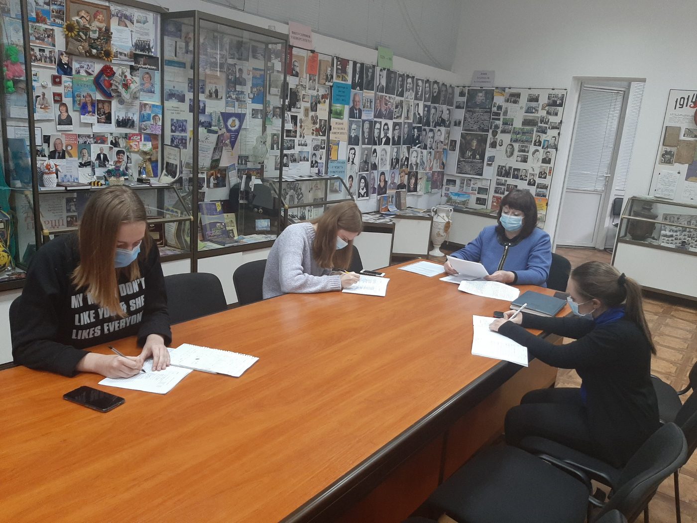 У музейно-архівному центрі проходить виробнича практика здобувачів вищої освіти 442 групи…
