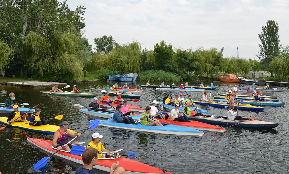 Спортсмени ХДУ та прихильники мандрівок зі всієї країни шукали пригод на Дніпрі