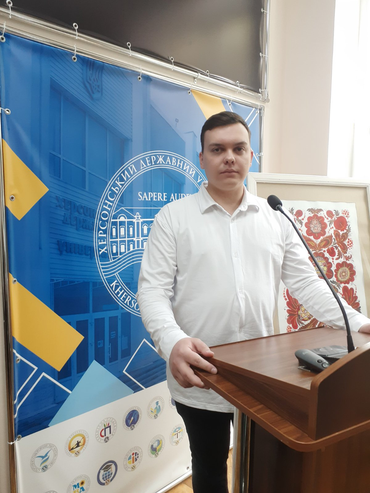 27 серпня 2025 року успішно захистив дисертацію на здобуття наукового ступеня доктора філо…