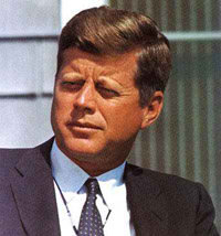 22 ноября 1963 года – пятьдесят лет назад в г. Даллас, штат Техас (США) погиб (убит) Джон…