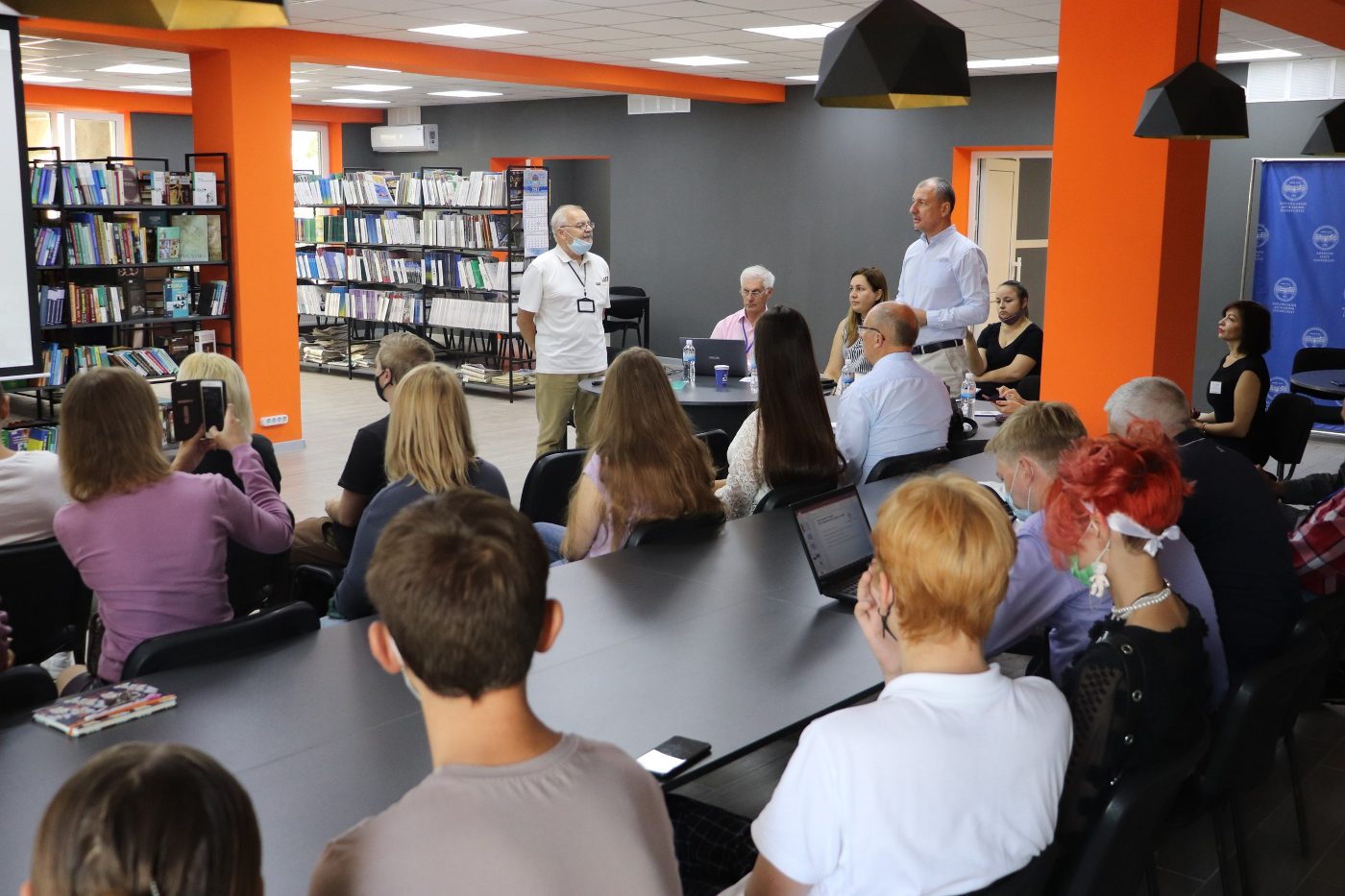 Всеукраїнська науково-практична конференція «Актуальні проблеми природничо-математичної освіти в Україні».