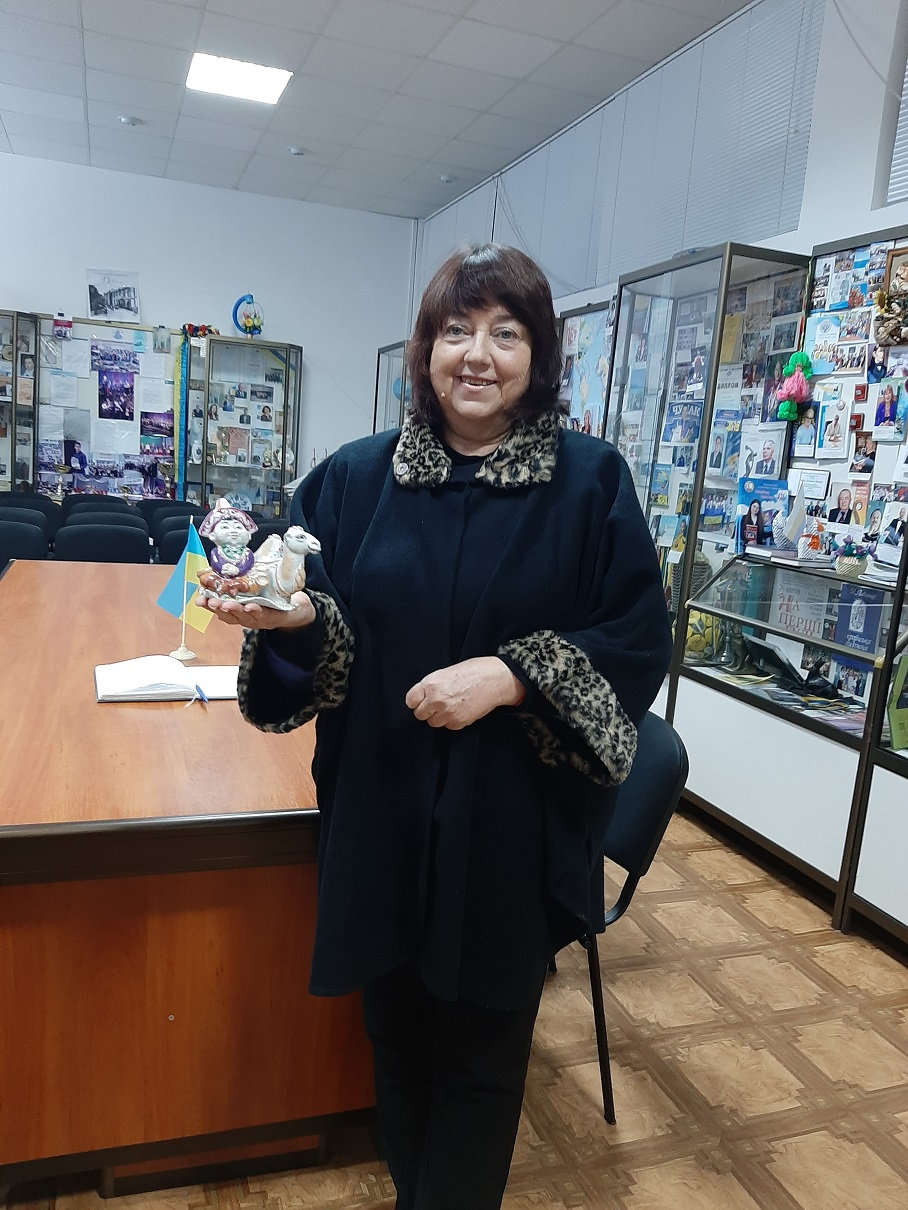 Новий експонат — сувенір із Казахстану поповнив експозицію подарунків від зарубіжних госте…