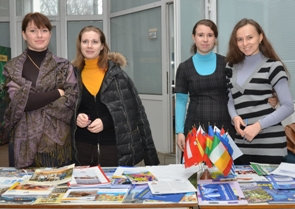 До ХДУ, на "День відкритих дверей", було запрошено майбутніх абітурієнтів!