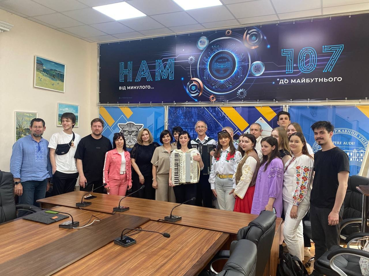 Студенти ХДУ відвідали краєзнавчий музей в Івано-Франківську та презентацію книги видатного композитора