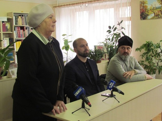 26 березня у Херсонському державному університеті відбулася зустріч студентів історико-юридичного факультету із вдовою українського політичного та громадського діяча, письменника та радянського дисидента Левка Лук’яненка Надією Лук’яненко. Тема заходу «Державотворення та шляхи до національної єдності».