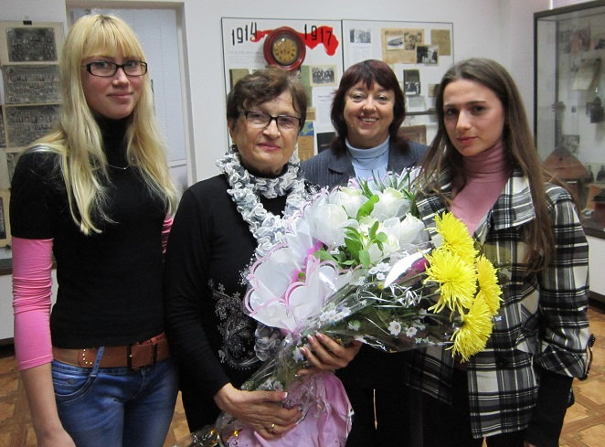 Відома випускниця нашого вузу зустрілася зі студентами-філологами
