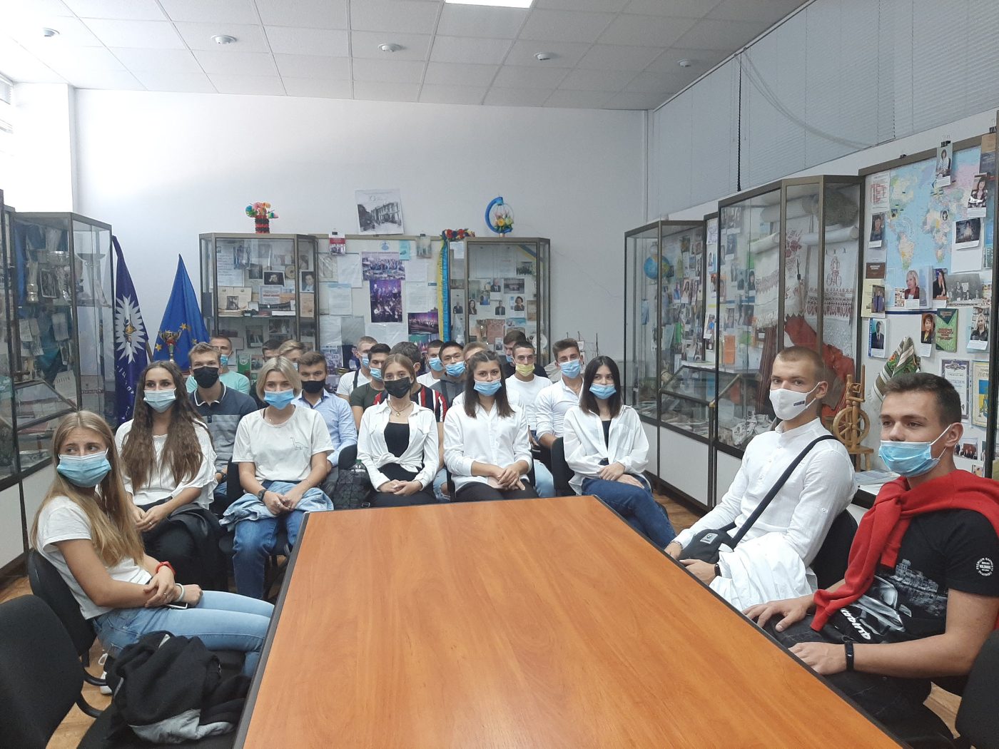 14 вересня до народного зразкового музею історії ХДУ на оглядову екскурсію “Від Юр'ївськог…