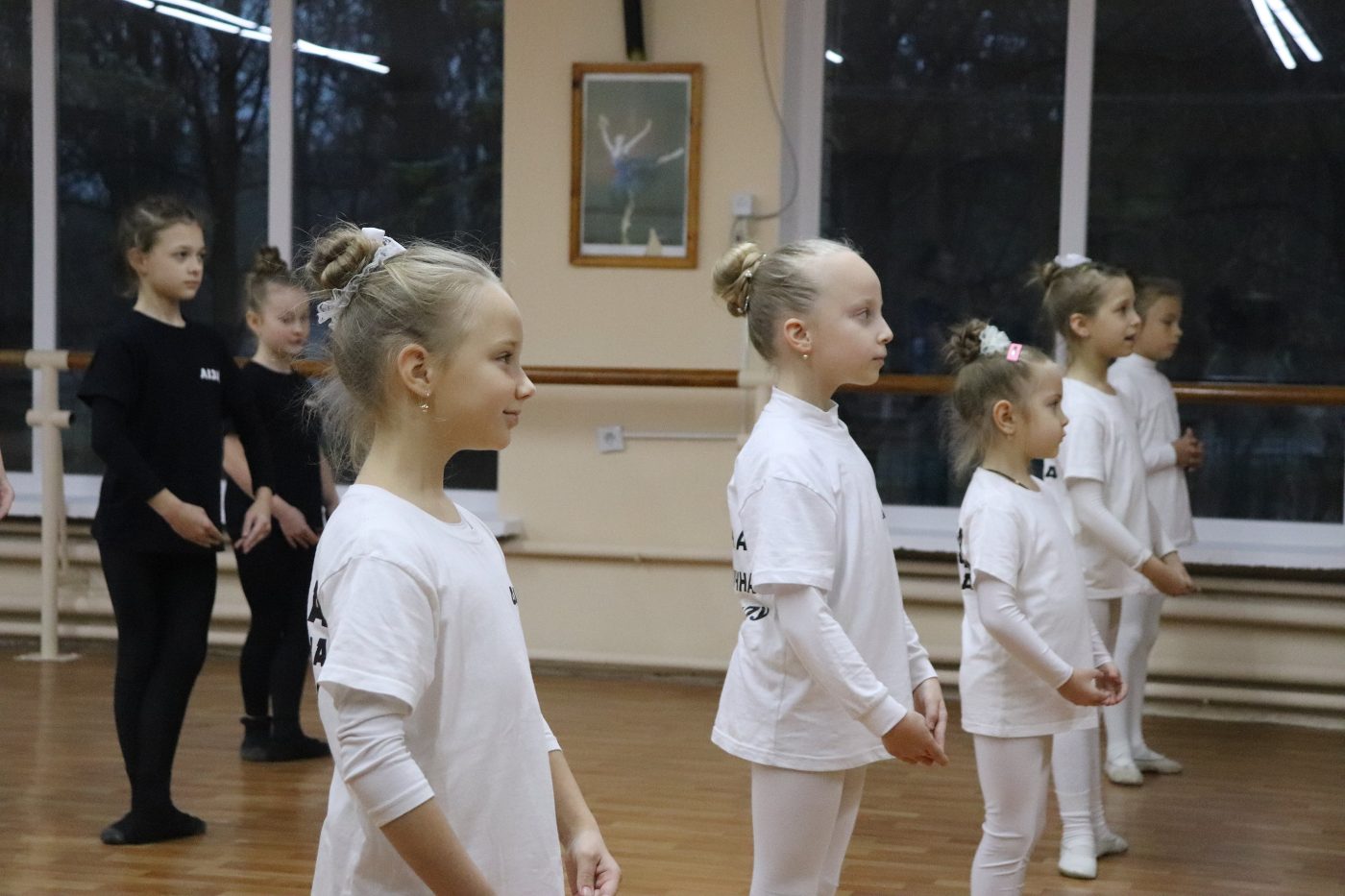 Оновлена сучасна танцювальна зала — для хореографів ХДУ