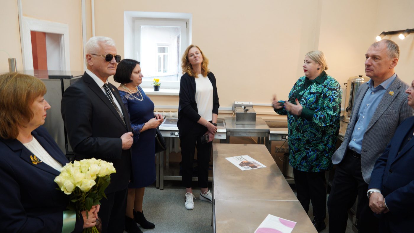 ХДУ відкрив ще одну лабораторію та коворкінг-центр в Івано-Франківську