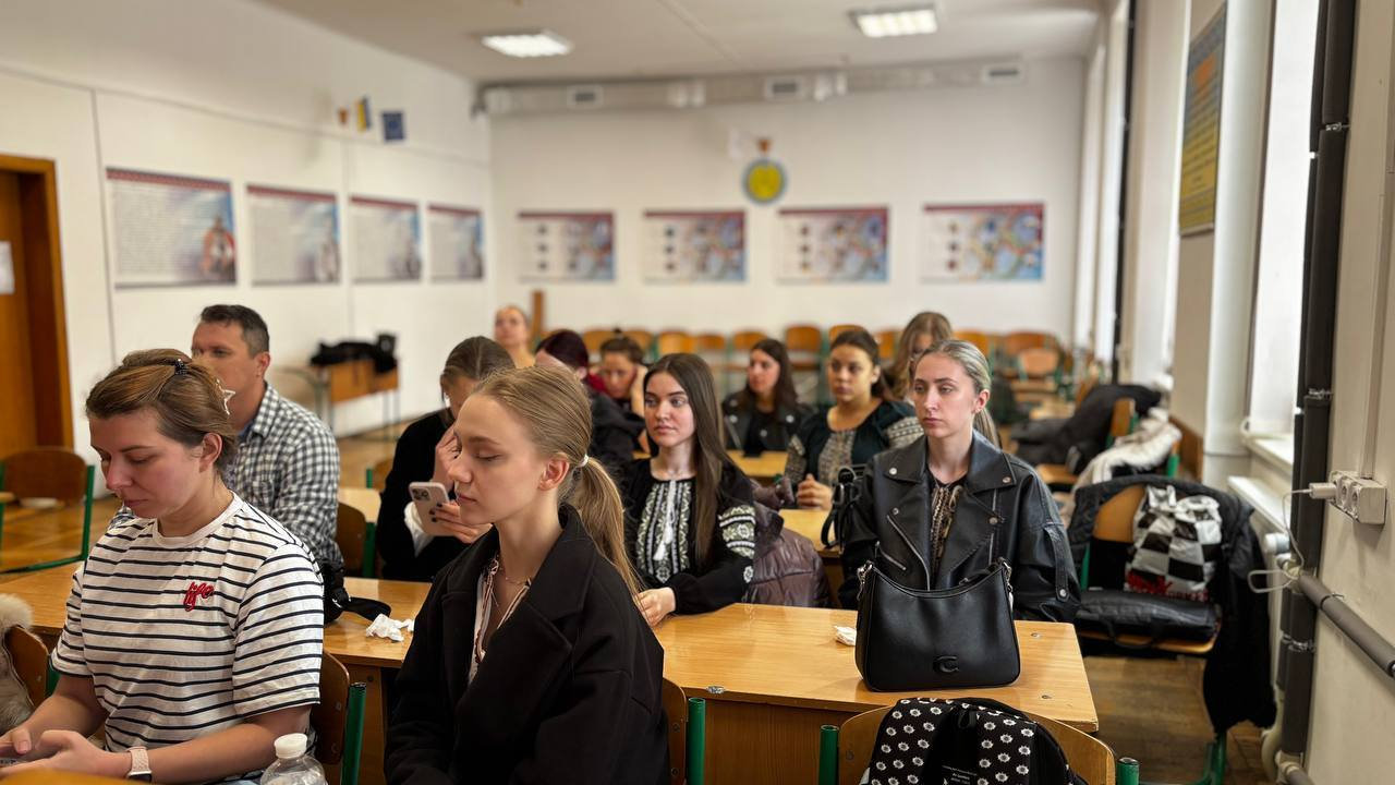 Студенти-медики відвідали майстер-клас із самомасажу