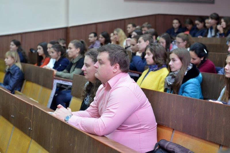 У ХДУ обговорили сучасні напрями наукових досліджень