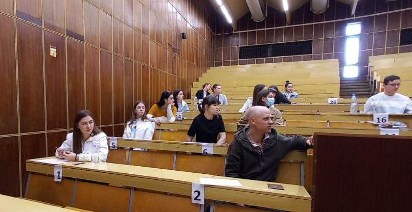 Студенти медичного факультету ХДУ складали фаховий іспит