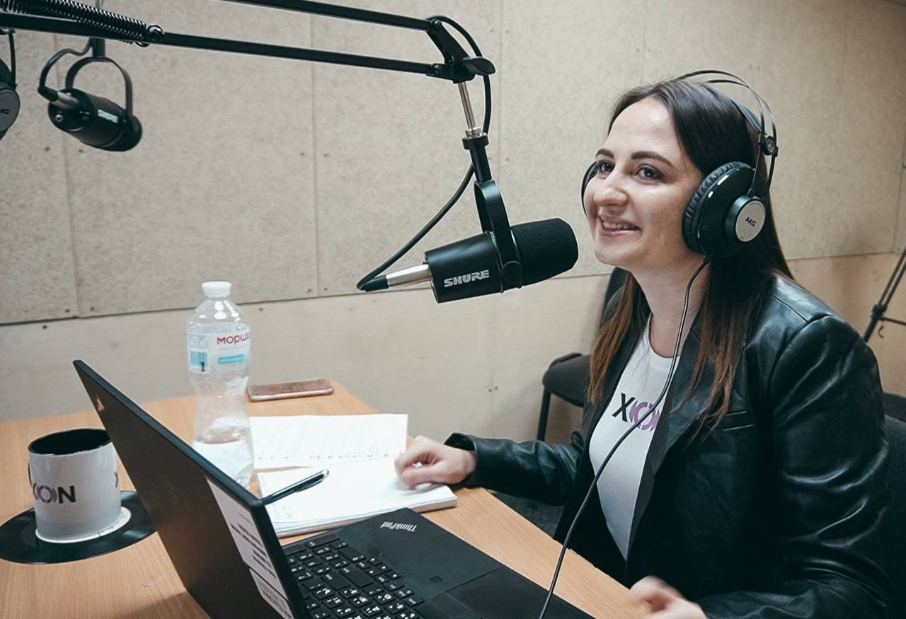 16 листопада в Україні відмічають День працівників радіо, телебачення та зв’язку.
