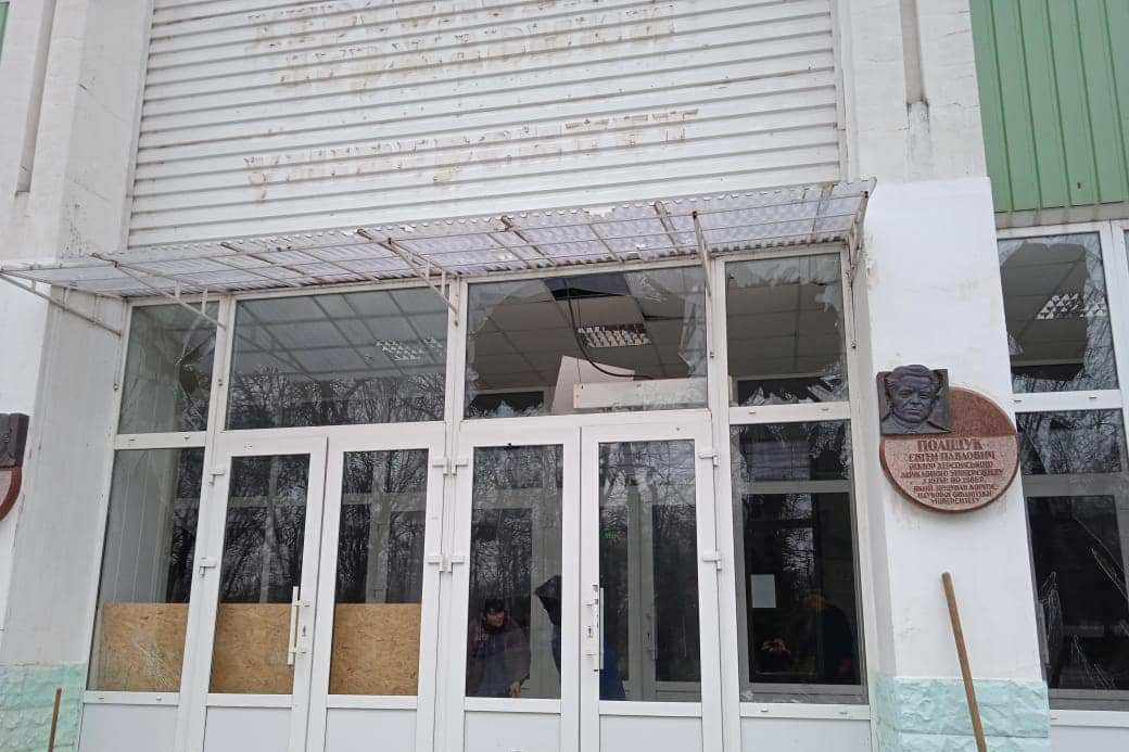 ХДУ постраждав від чергового обстрілу міста